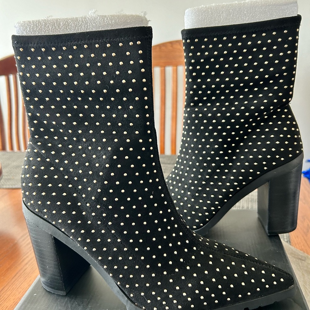 Charles by Charles David Studded Stretch Bootie Size 10 NIB Danielle Black
